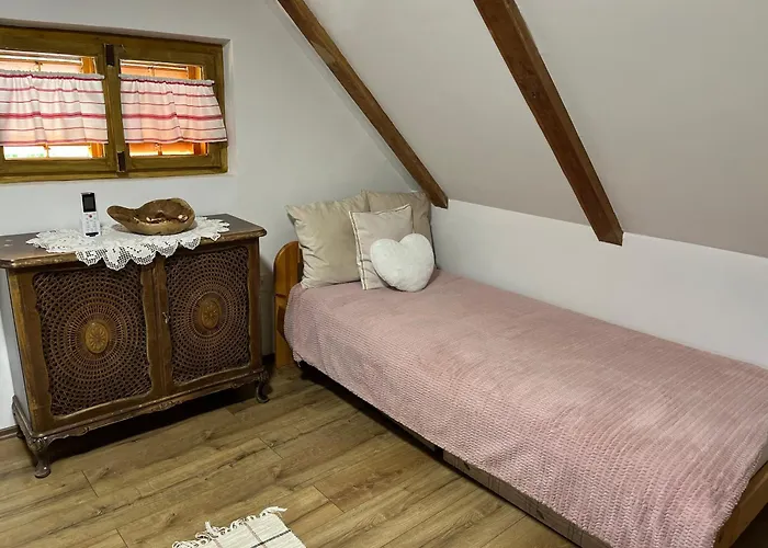 Landhaus Mit Weinkeller - Nadas Pince